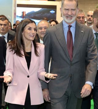 Blazer o americana lila de Mango