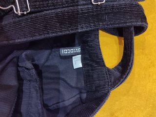 Peto de mini falda en pana negro t. 40