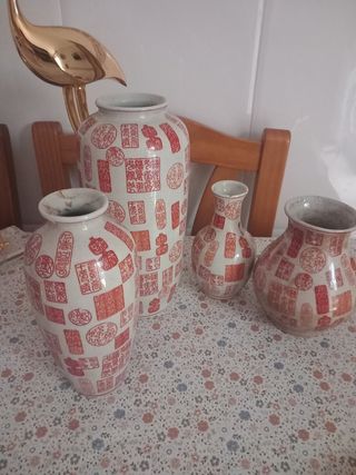 Conjunto de jarrones