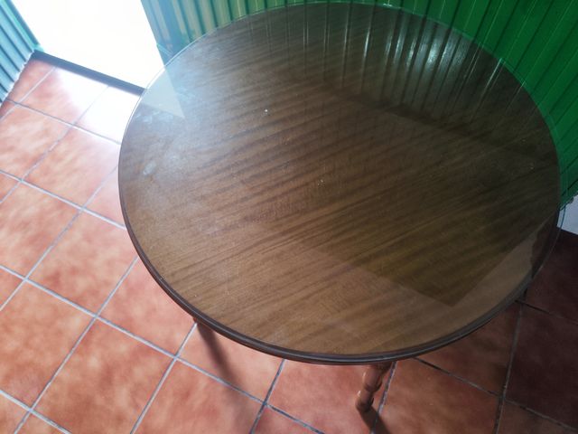 Mesa camilla redonda con cristal