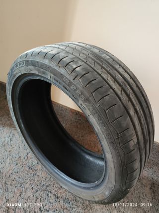 Debica 225/45/18 95y