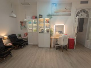 R-7937181 Traspaso de Centro de belleza en Gracia