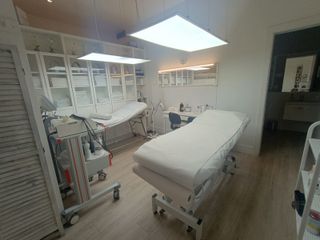 R-7937181 Traspaso de Centro de belleza en Gracia