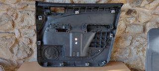 Panel Guarnecido puertas focus cmax 2004