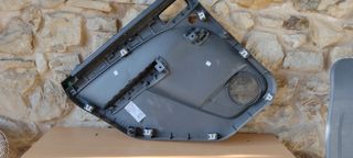 Panel Guarnecido puertas focus cmax 2004