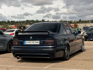 BMW E39 535i V8 245cv 2001