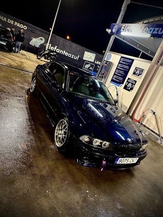BMW E39 535i V8 245cv 2001