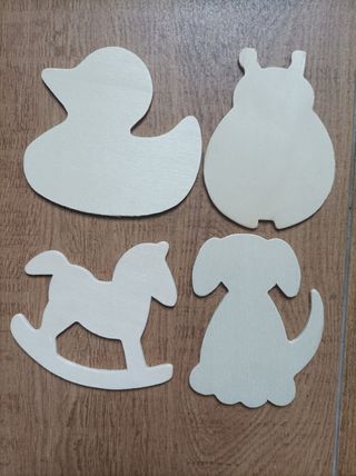 Lote de siluetas de madera