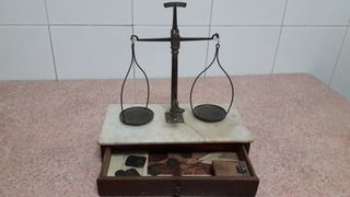BALANZA ANTIQUÍSIMA VINTAGE