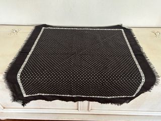 sciarpa foulard lana con escritura