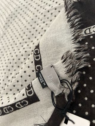 sciarpa foulard lana con escritura