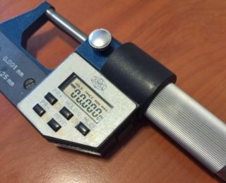 MICROMETRO DIGITALE ELETTRONICO JUWEL 0-25mm - 0.0
