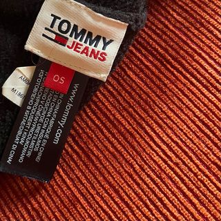 Cappello invernale berretto tommy jeans.