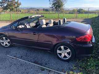 Peugeot 307 CC 2.0 gasolina con 136 CV. Cabrio