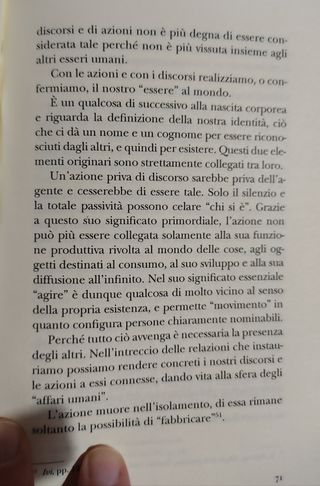 La solitudine dell'essere umano