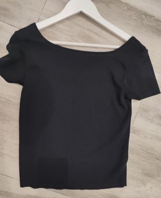 Camiseta negra manga corta mango