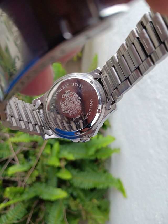 Reloj clásico DUWARD.