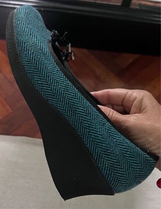 Bailarina en tejido tweed de espiga con cuña