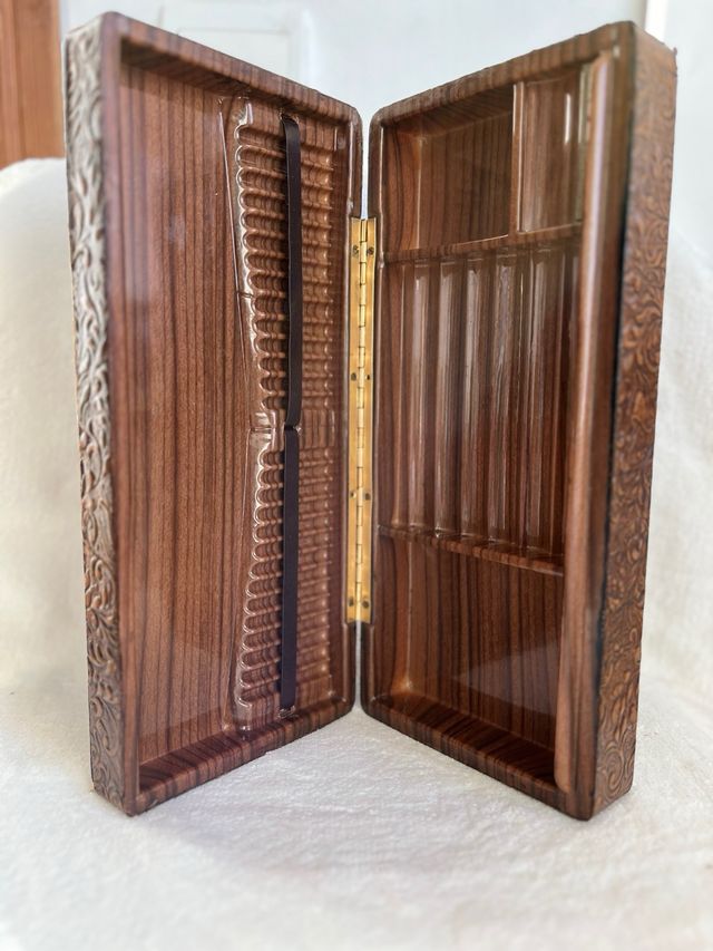 Scatola di sigari e sigarette