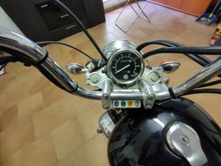 Yamaha Virago XV250 2004 Etiqueta C (mediambiental