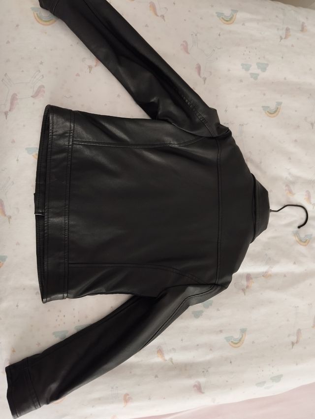 Chaqueta imitación cuero niña