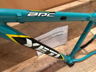 Montura YETI ARC de 2004 en talla S