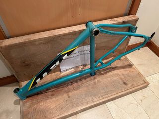 Montura YETI ARC de 2004 en talla S