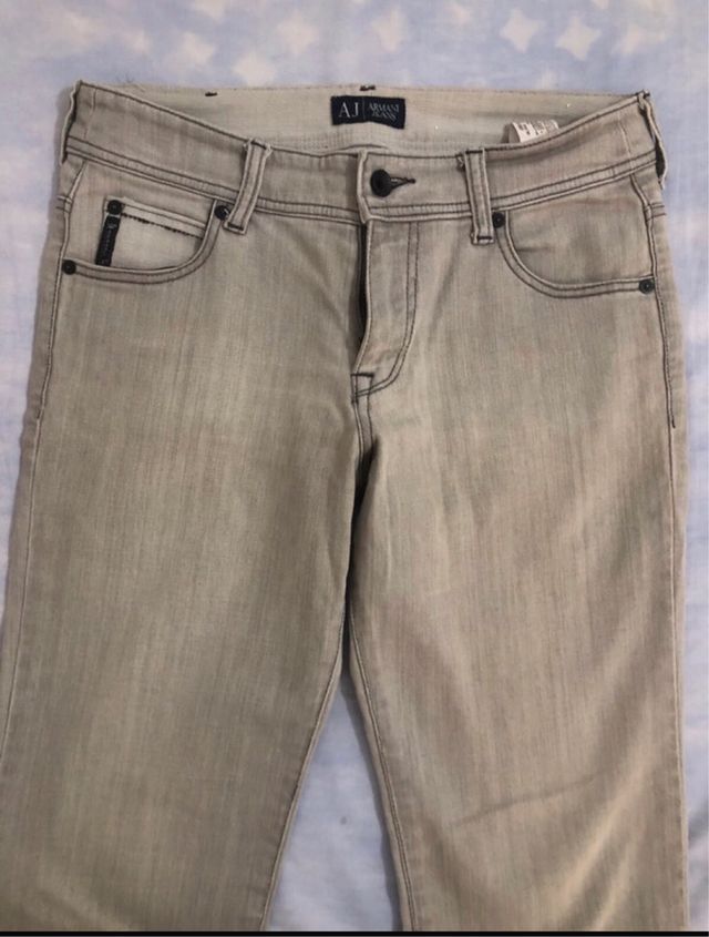 Pantalón Armani vaquero gris T.38/40 aprox