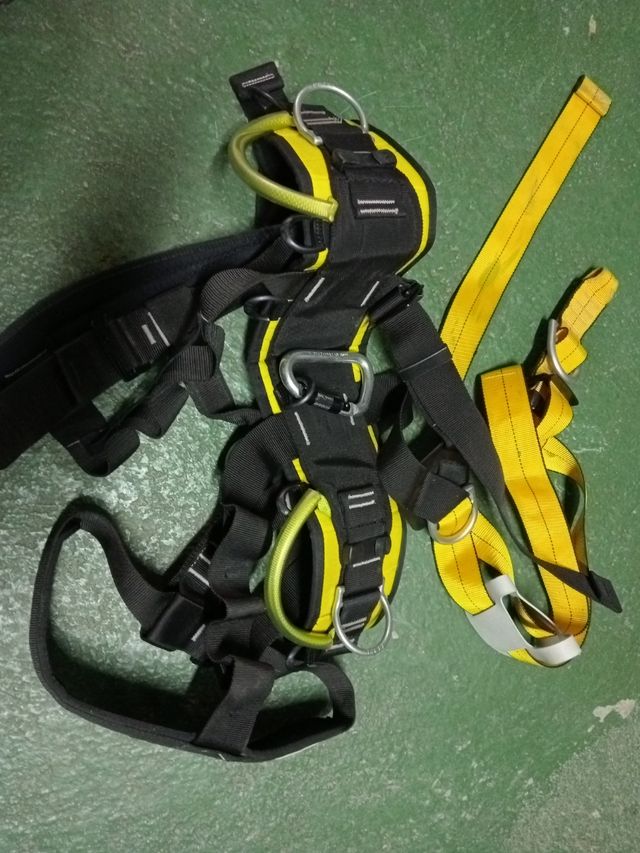 Arnés Petzl crolles 