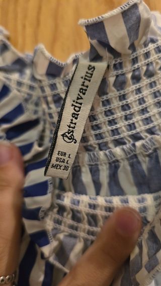 Top blusa hombros al aire Stradivarius