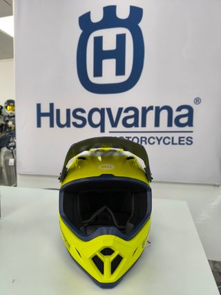 Casco Husqvarna
