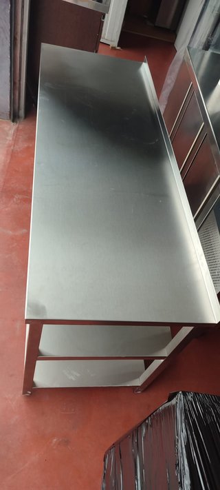 MESA EN ACERO INOXIDABLE 2 ESTANTES