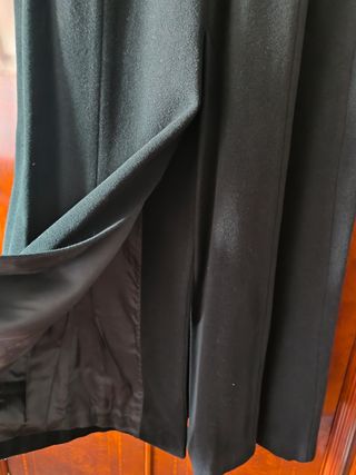 Abrigo de lana y cashmere Zara.