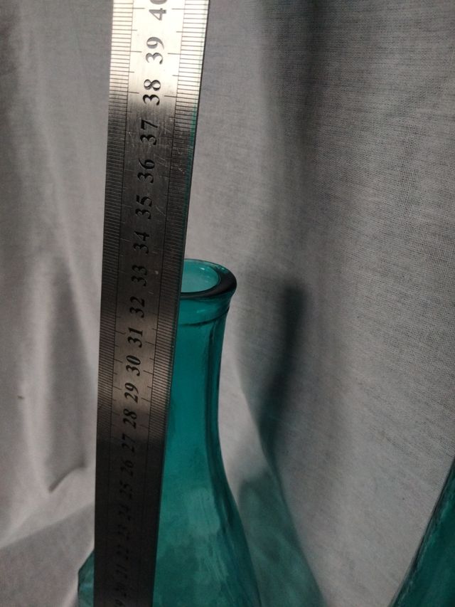 Bottiglie di vetro decorative Il 4 X 5€.