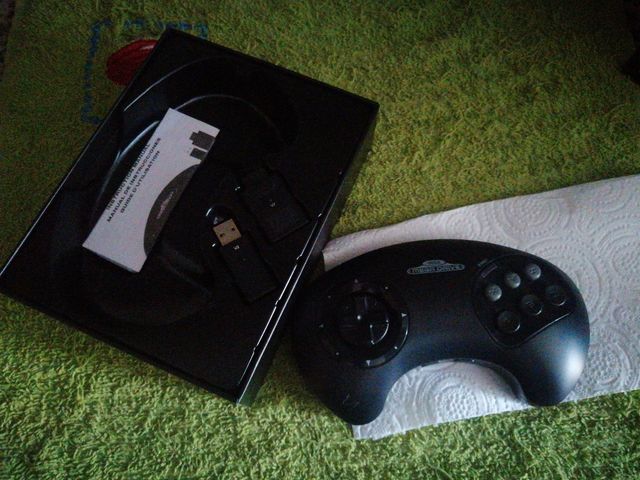 Mando retro-bit sega megadrive