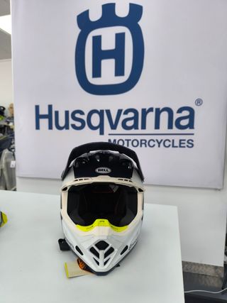 Casco Husqvarna