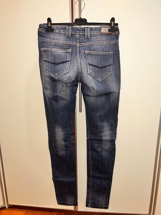 Jeans da donna taglia 42