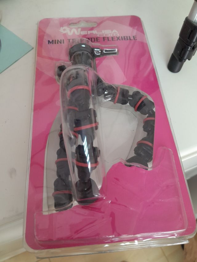 Lote de trípodes de fotografia