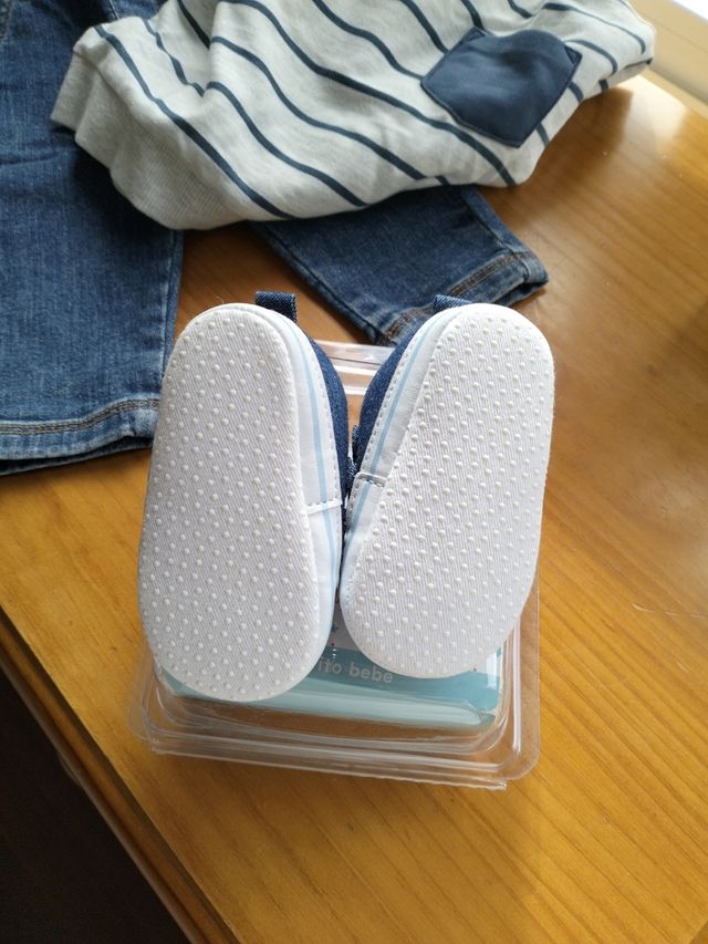 Zapatillas bebé Disney 