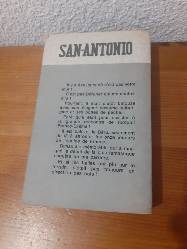 LIBRO San-Antonio renvoie la balle, EN FRANCÉS