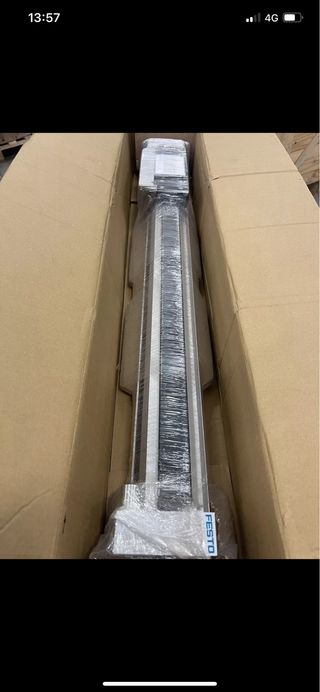 Attuatore FESTO DGC-50-700-KF-PPV-A 532450