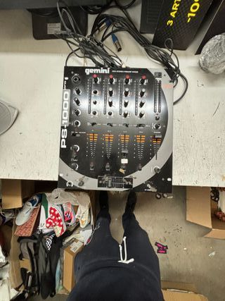 Mezclador DJ GEMINI PS-1000PRO de cuatro canales