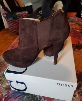 Botines de Guess 