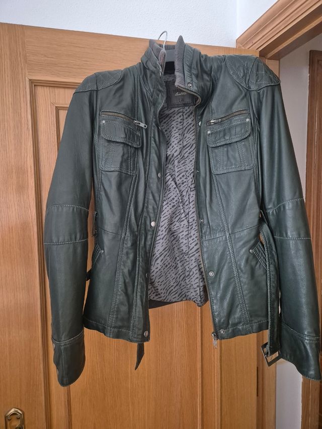 Chaqueta leather Zara