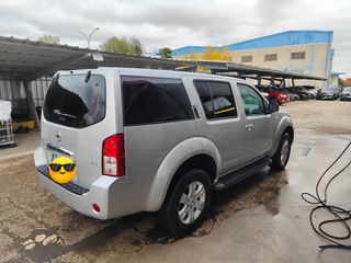 Nissan Pathfinder  2.5 174cv XE 5 plazas 2005