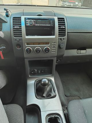 Nissan Pathfinder  2.5 174cv XE 5 plazas 2005