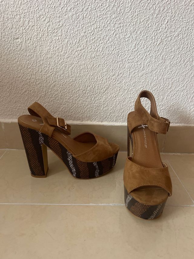 Tacones plataforma beig