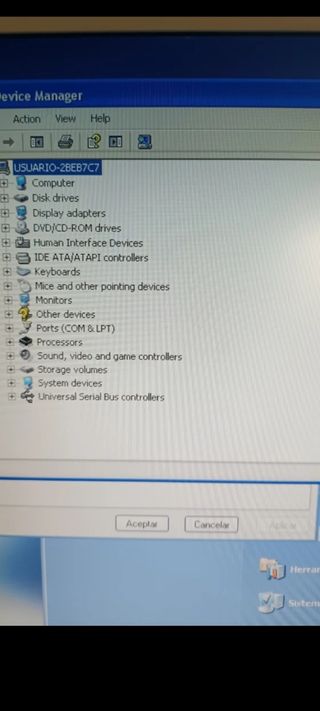 Ordenador antiguo con Windows XP