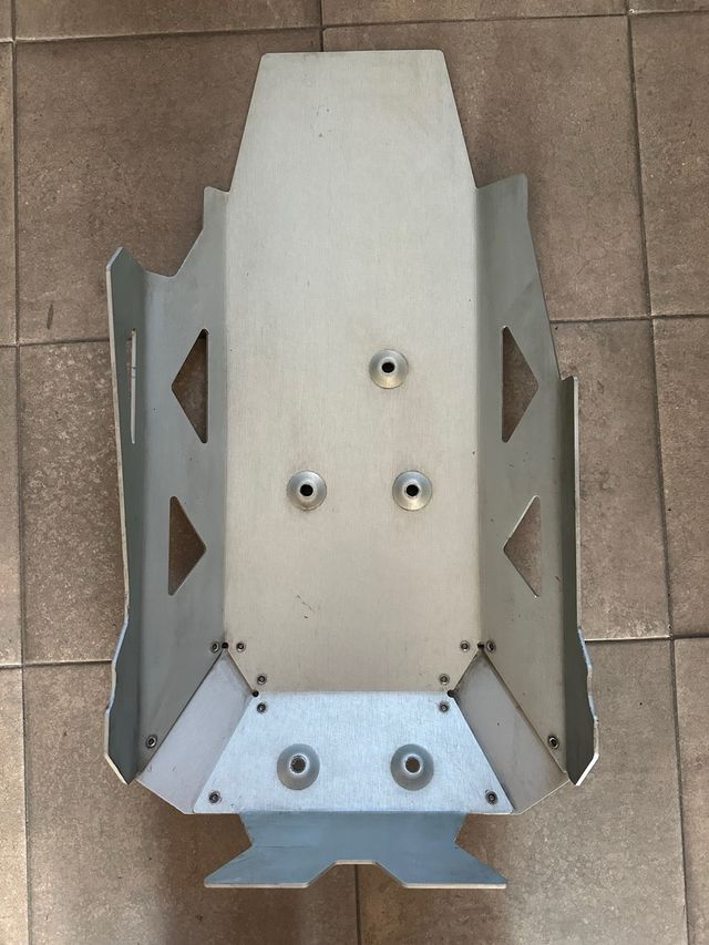 Cubre carter bmw 1200 gs 