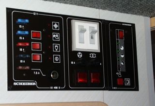 automovil mercedes y caravana  Autocaravana